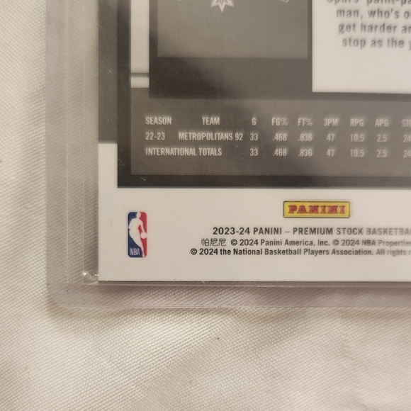 Victor Wembanyama 23-24 Hoops Premium Stock Prizm Rookie Card - Picture 6 of 8